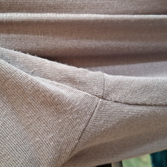 Elegant Taupe Sweater Duster - Picture 9 of 9